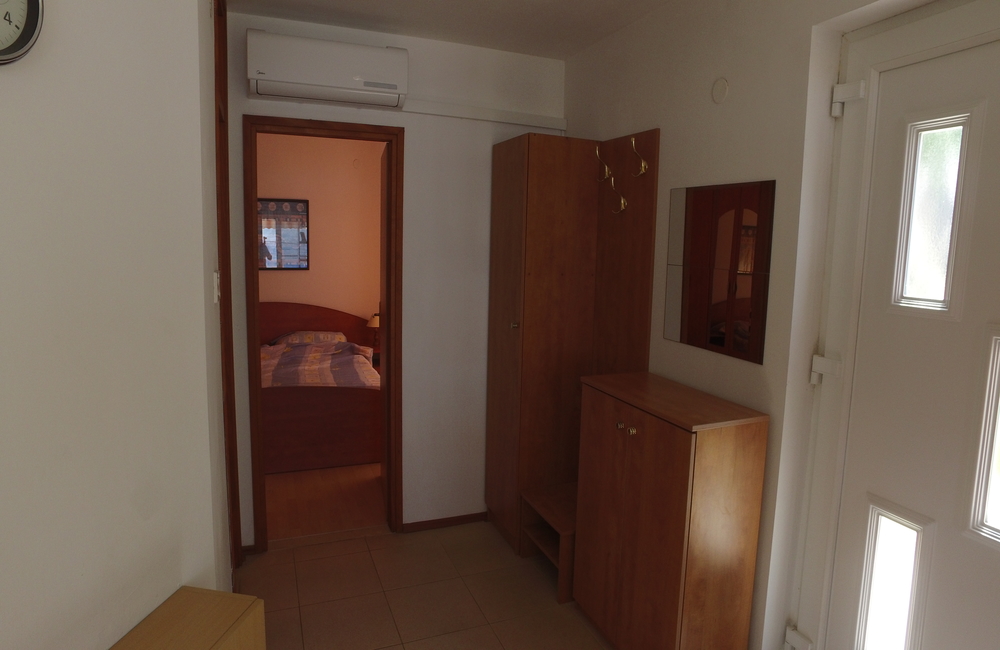 Apartment D2 Murter Croatia